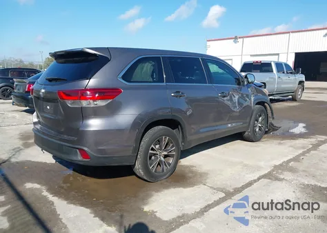 2019 Toyota Highlander Le z USA, uszkodzony, nr VIN 5TDZARFH2KS047679